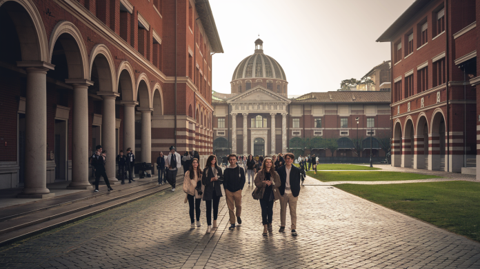 a-photo-of-the-universita-cattolica-del-_3FJS2D08TASbXKylwke94w_KGRTl2YYSI62VDhq8n497g